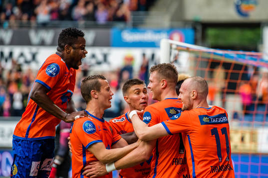 Holmbert Aron Briem Fridjonsson of Aalesund celebrates