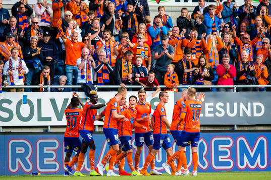Sondre Brunstad Fet of Aalesund celebrates