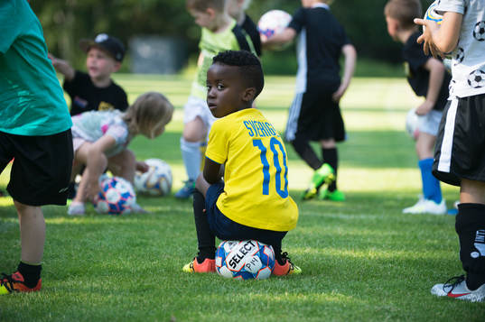 IFK Hässleholms pojkar födda 2013 och 2014 tränar på
