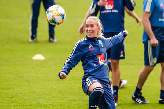 Julia Roddar of Sweden
