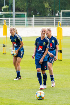 Linda Sembrant , Caroline Seger and Olivia Schough of Sweden