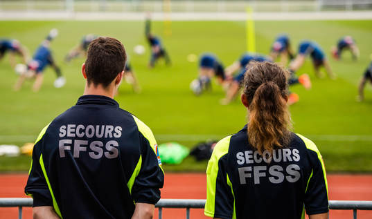Personnel from the French Federation of Rescue and First Aid