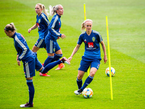 Nathalie Björn , Elin Rubensson , Julia Roddar and Amanda