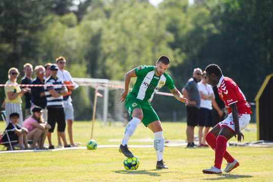 Hammarbys Vladimir Rodic och Kalmars York Rafael