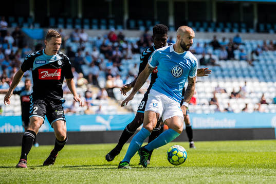 Sönderjyskes Stefan Gartenmann och Malmö FFs Guillermo
