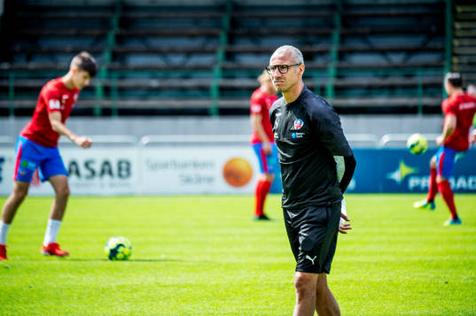 Helsingborgs tränare Henrik Larsson innan träningsmatchen