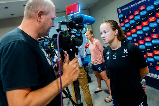 Elise Hove Thorsnes and Guro Reiten of Norway