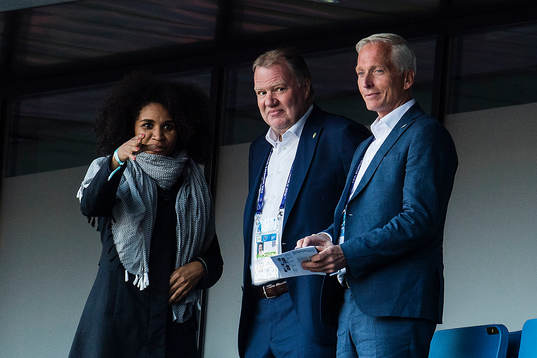 President Karl-Erik Nilsson and Håkan Sjöstrand, general