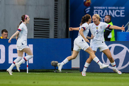 Lindsey Horan of USA celebrates