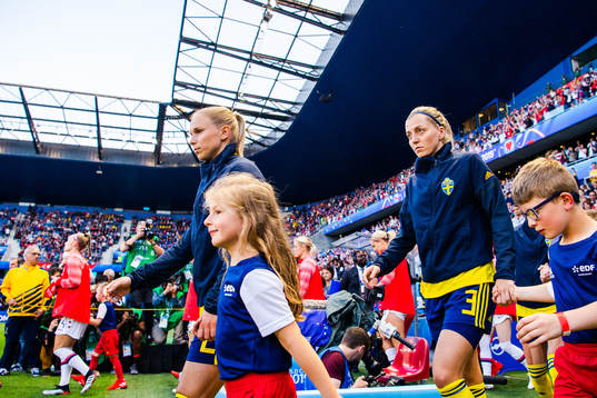 Jonna Andersson and Linda Sembrant of Sweden