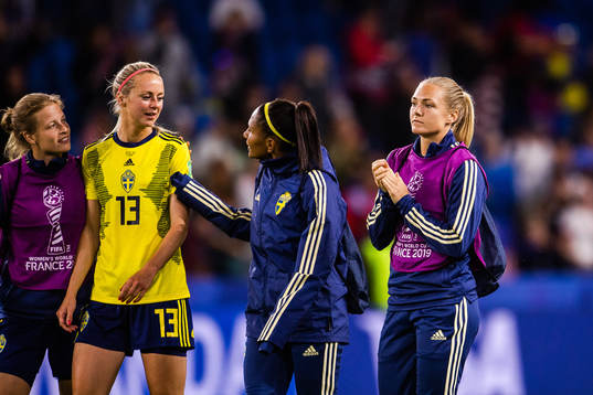 Anna Anvegård , Amanda Ilestedt , Madelen Janogy and