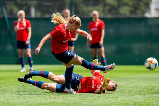 Therese Sessy Åsland and goalkeeper Oda Maria Hove Bogstad