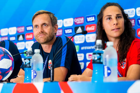 Martin Sjögren, head coach of Norway, and Ingrid Moe Wold