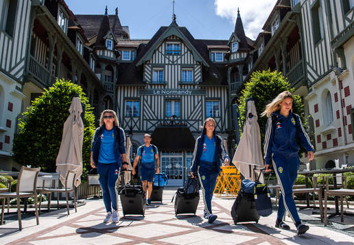 Goalkeeper Jennifer Falk , Julia Zigiotti Olme and Nathalie