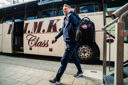 Erling Moe, head coach of Molde,  arrives