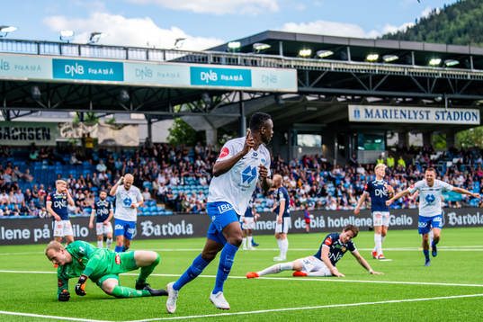 Leke Samson James of Molde celebrates