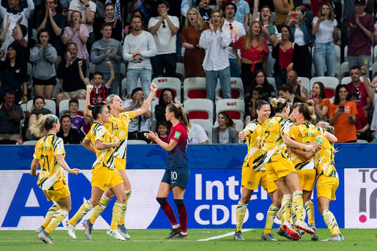 Players of Australia celebrates