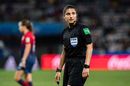 Referee Reim Hussein