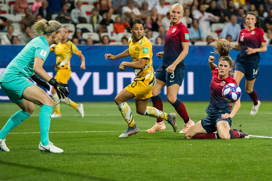 Goalkeeper Ingrid Hjelmseth, Maria Thorisdottir, Maren