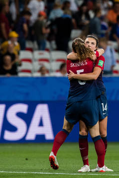 Synne Skinnes Hansen and Ingrid Syrstad Engen celebrates