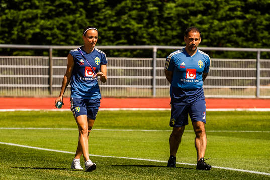 Kosovare Asllani and Ali Kad, Doctor of Sweden