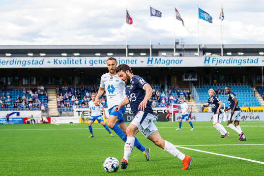 Magnus Wolff Eikrem of Molde and Mounir Hamoud of