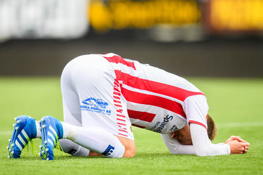 Morten Gamst Pedersen of Tromsø in pain
