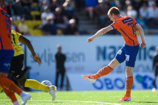 Torbjørn Agdestein of Aalesund score the 0-1 goal