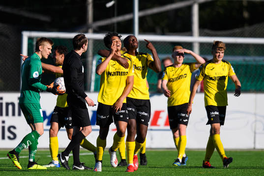 Ikhsan Fandi of Raufoss celebrates the 2-1 goal