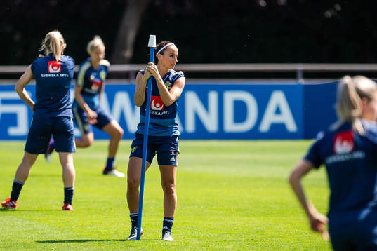 Kosovare Asllani of Sweden