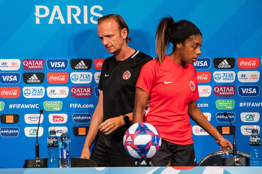 Kenneth Heiner-Møller ,head coach and Ashley Lawrence of