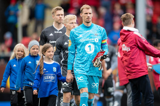 goalkeeper André Hansen of Rosenborg