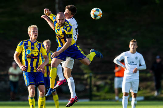 Eskilsminnes Emil Åberg och Landskronas Filip Olsson