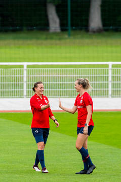 Kristine Minde and Stine Hovland of Norway