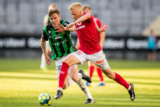 Degerfors Axel Lindahl och GAIS Marcus Bergholtz