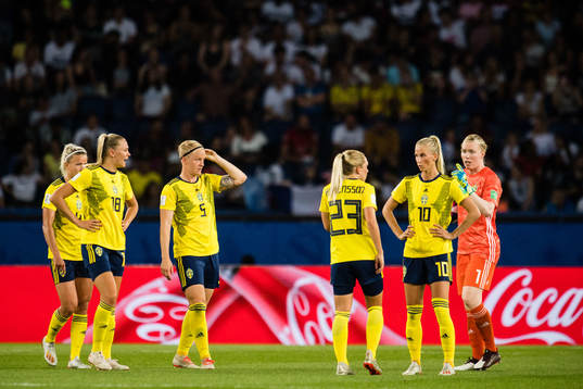 Players of Sweden looks dejected