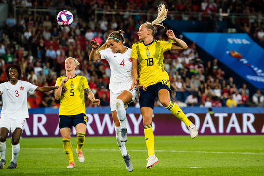Shelina Zadorsky of Canada and Fridolina Rolfö of Sweden