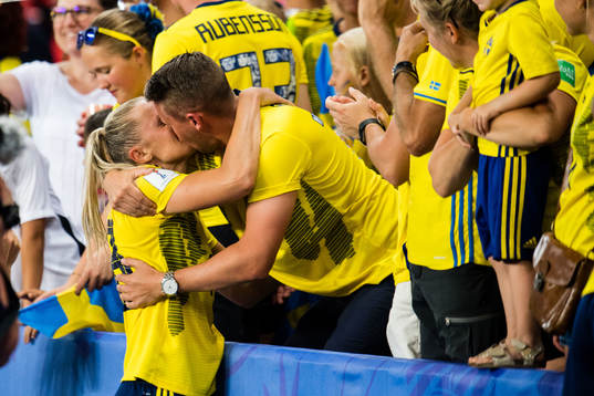 Fridolina Rolfö with boyfriend celebrates winning