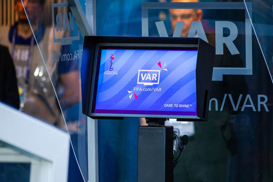 VAR-Screen