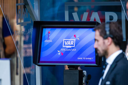 VAR-Screen