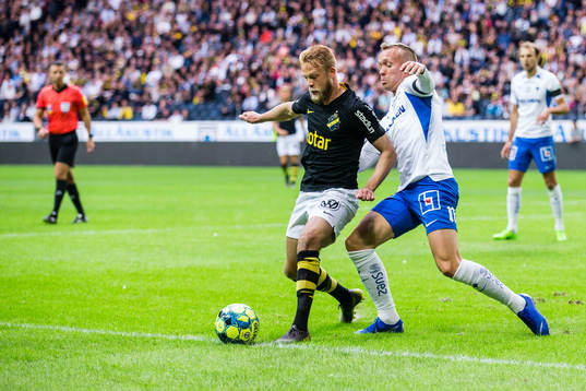 s Daniel Sundgren och IFK Norrköpings Gudmundur
