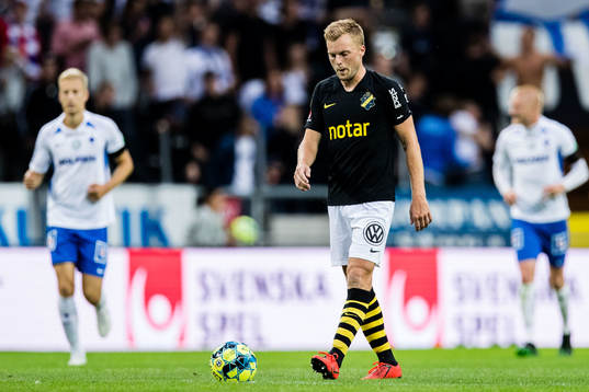 s Sebastian Larsson deppar