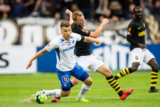 s Sebastian Larsson