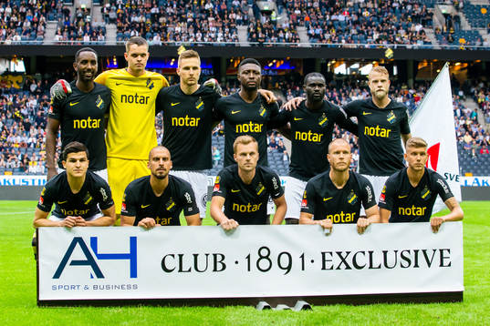 s startelva bestående av Henok Goitom, målvakt Oscar