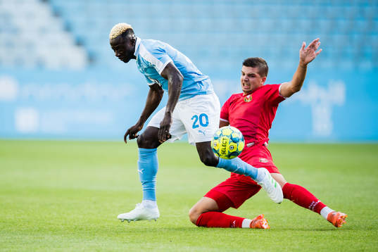 Malmö FFs Bonke Innocent och Goricas Maks Celic