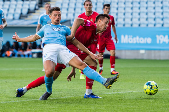 Malmö FFs Marcus Antonsson och Goricas Aleksandar Jovicic