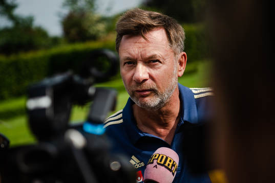 Peter Gerhardsson, Head coach of Sweden