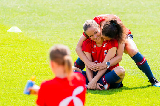 Guro Reiten and Ingrid Moe Wold of Norway