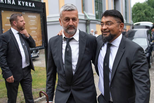 Former player of AIK Nebojsa Novakovic and naprapath Luis