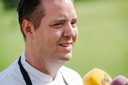 Dick Broström, Chef of Sweden